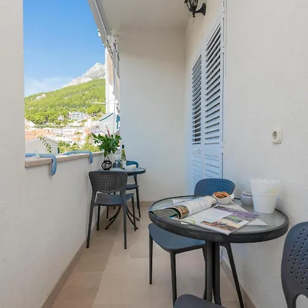 Beautiful Apartment In Baska Voda * Baška Voda